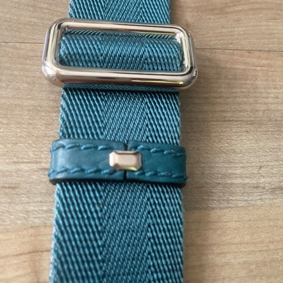 Authentic Gucci Messenger Bag - Picture 2 of 10